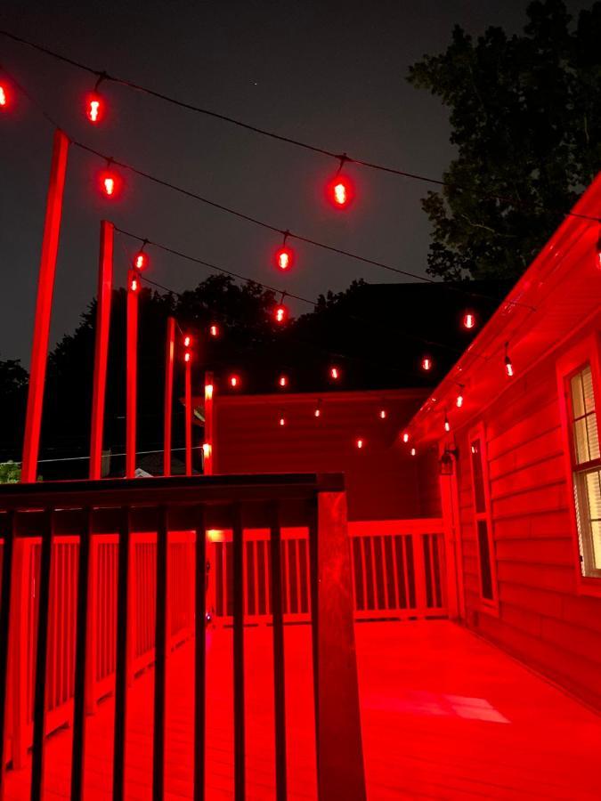 Modern 3-Bedroom, Big Fence Yard, Pets Stay Free Durham Esterno foto