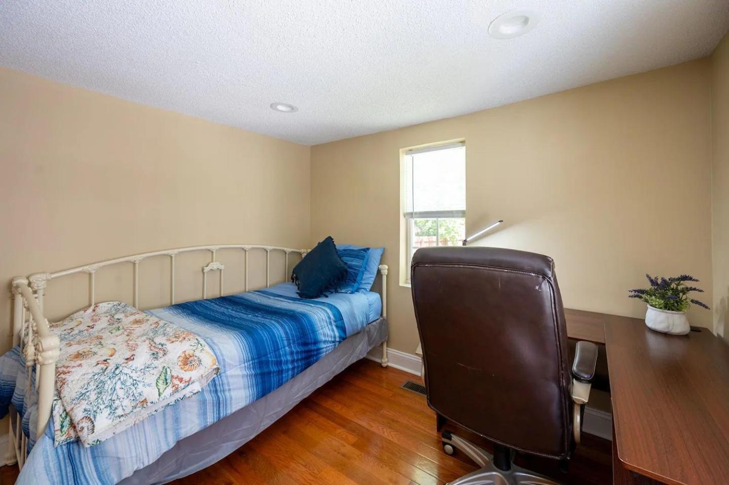 Modern 3-Bedroom, Big Fence Yard, Pets Stay Free Durham Esterno foto