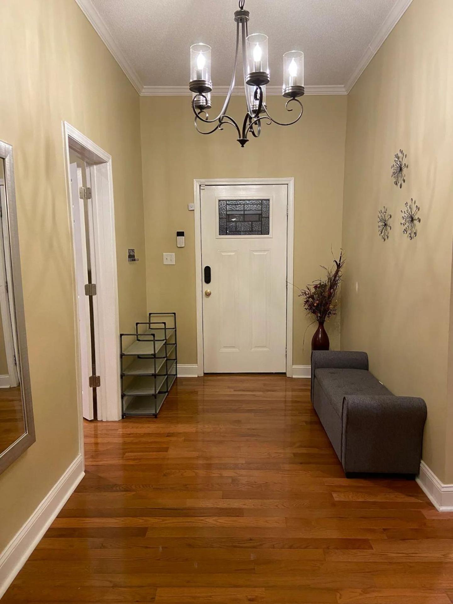 Modern 3-Bedroom, Big Fence Yard, Pets Stay Free Durham Esterno foto