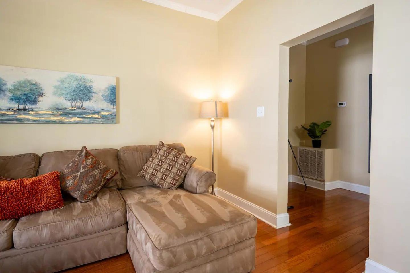 Modern 3-Bedroom, Big Fence Yard, Pets Stay Free Durham Esterno foto