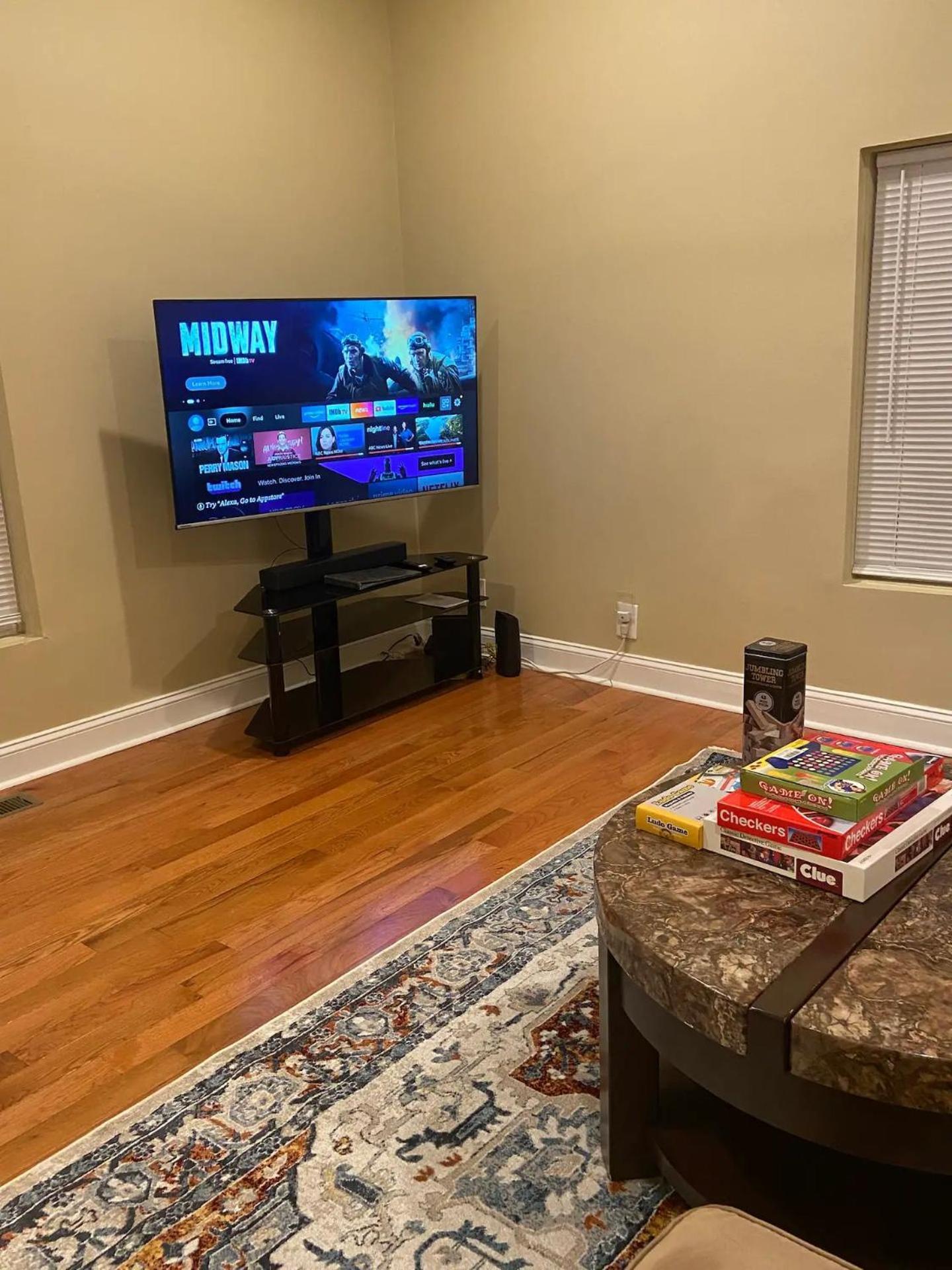 Modern 3-Bedroom, Big Fence Yard, Pets Stay Free Durham Esterno foto