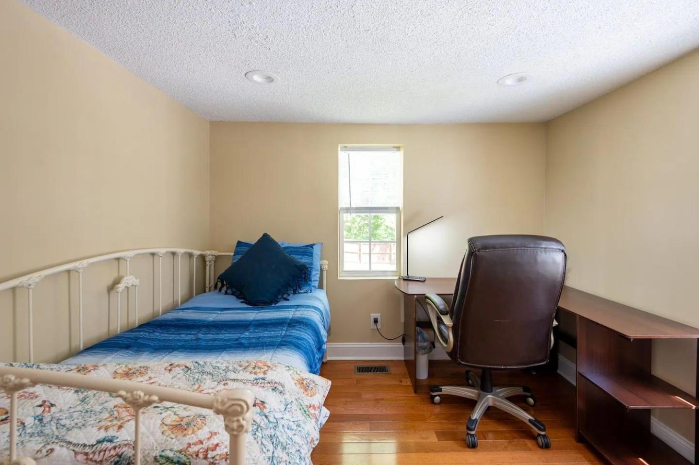 Modern 3-Bedroom, Big Fence Yard, Pets Stay Free Durham Esterno foto